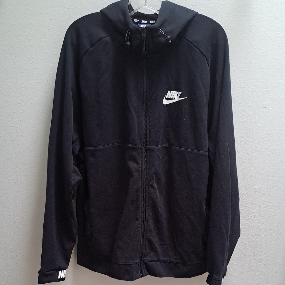 Nike Men's Black Jacket
